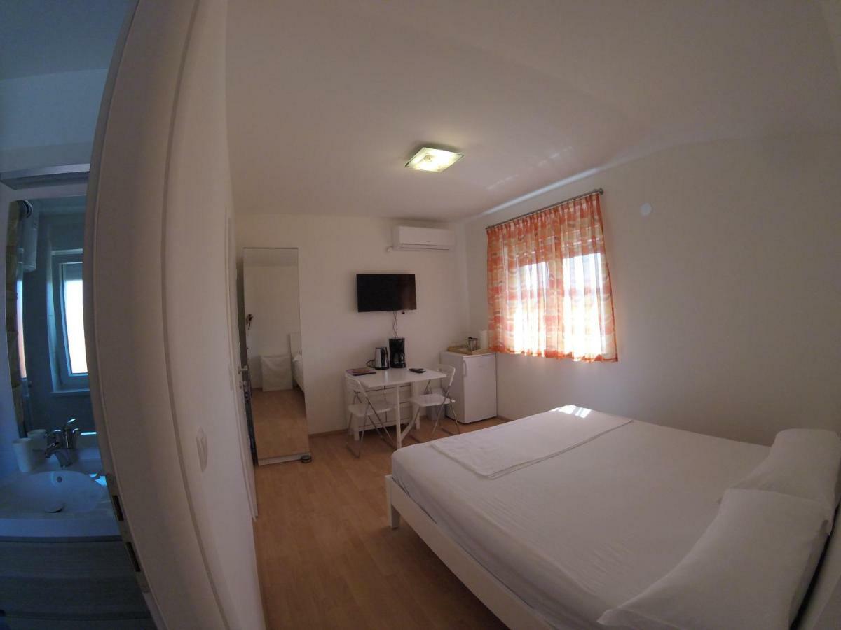 Apartments Babic Sukosan Ngoại thất bức ảnh